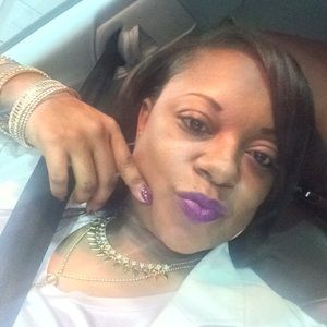 Meet your Posher, Precious